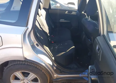 2012 Subaru Forester 2.5X z USA, uszkodzony, nr VIN JF2SHABC8CH409577